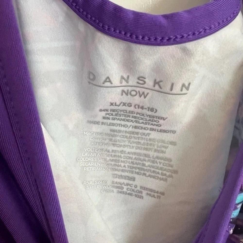 Girls Danskin Now XL.